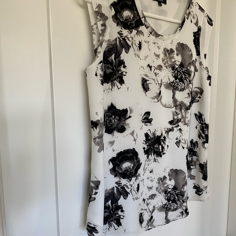 RW&CO Black & White Floral Top